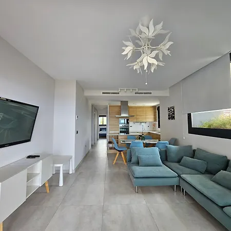 люкс аппартаменты с фантастическим видом Sunset Waves Lejlighed Benidorm