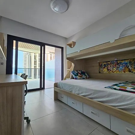 люкс аппартаменты с фантастическим видом Sunset Waves Appartement Benidorm